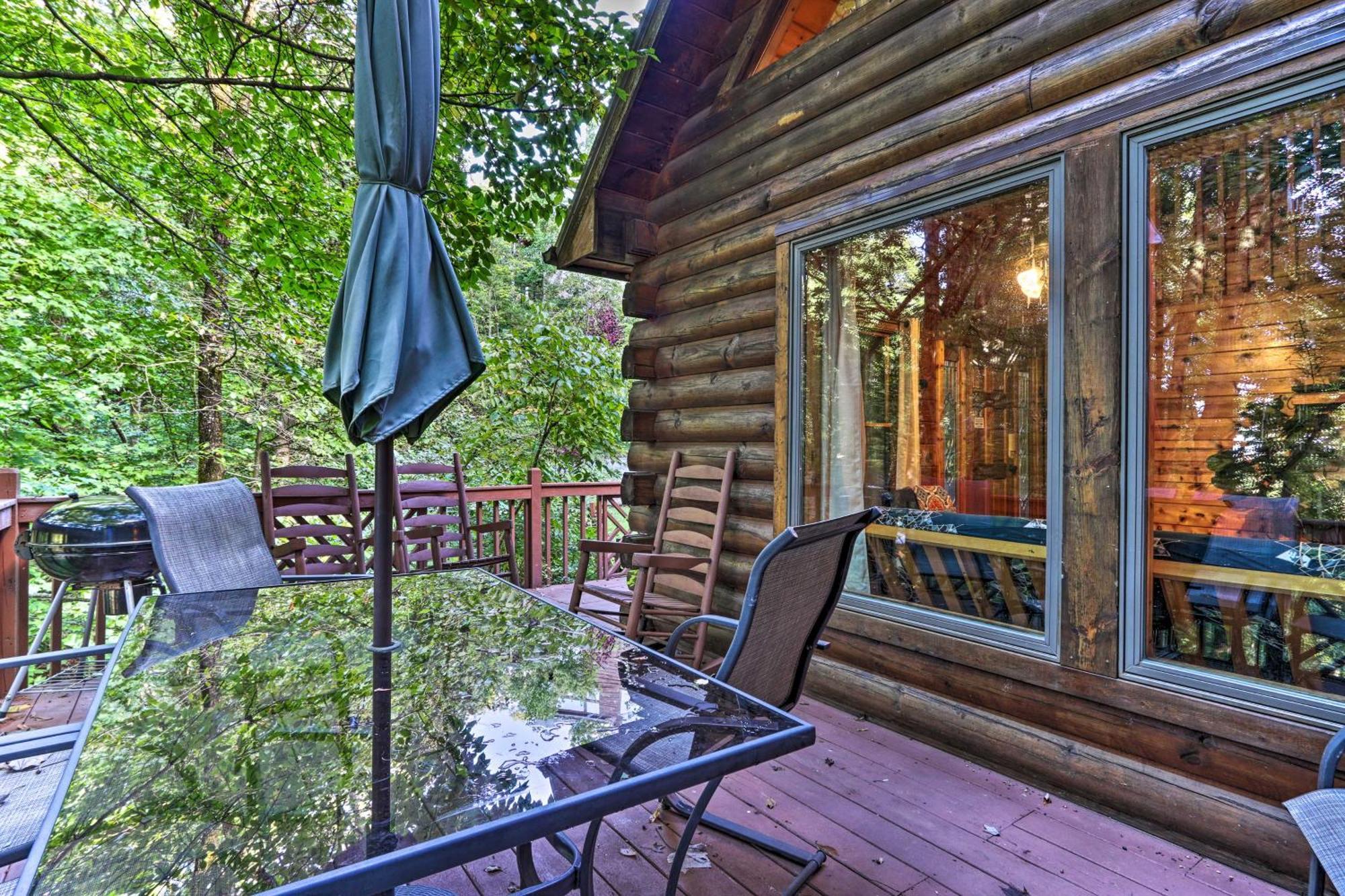 Cozy Mountain Cabin In Perfect Location Sevierville Exterior foto