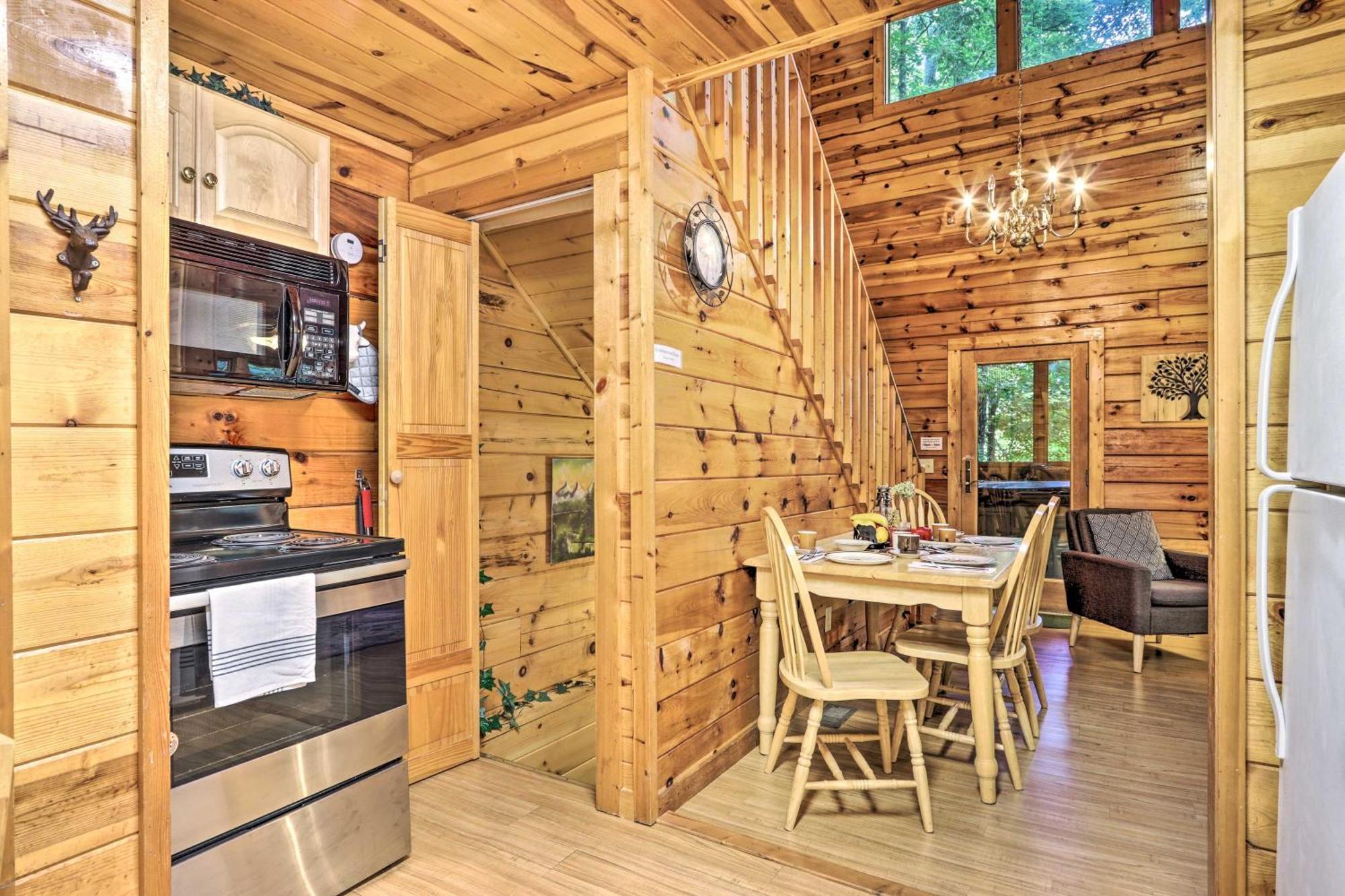Cozy Mountain Cabin In Perfect Location Sevierville Exterior foto